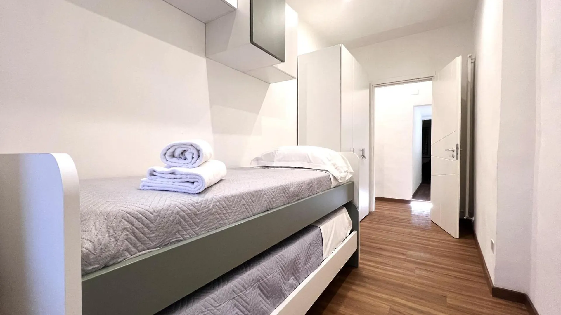G E G Home Сиена Апартаменты